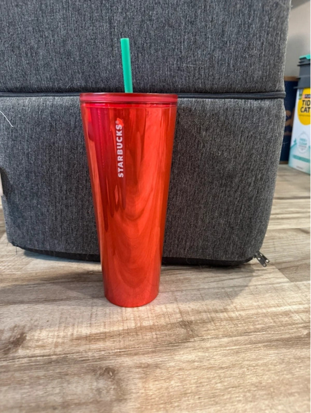 Venti Starbucks cup